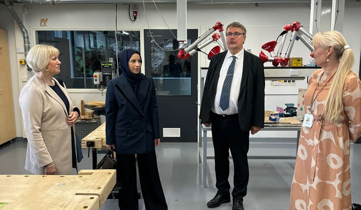 Minister of Education and Higher Education Visits Netikumpu School in Finland